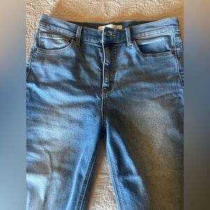 Altar'd State Women's Light Blue Straight Leg Jeans